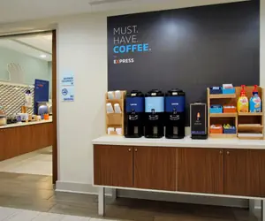 Photo 4 - Holiday Inn Express New Albany, an IHG Hotel