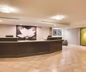 Photo 3 - Days Inn by Wyndham Gainesville Florida