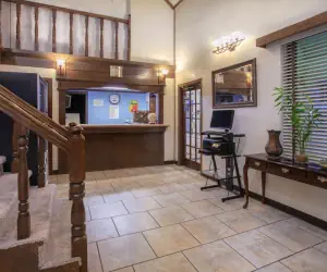 Photo 2 - Super 8 by Wyndham City of Moore