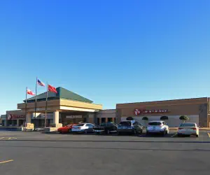 Photo 2 - Ramada by Wyndham Macon