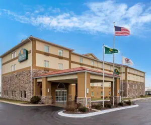 Photo 5 - La Quinta by Wyndham Rockford