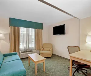 Photo 2 - La Quinta by Wyndham Grand Forks