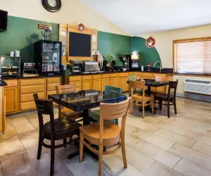 Photo 5 - AmericInn by Wyndham Menomonie