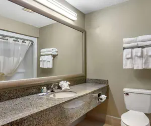 Photo 5 - Quality Inn St Robert - Ft Leonard Wood