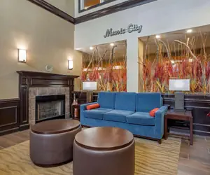 Photo 4 - Comfort Suites At Rivergate Mall