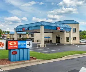 Photo 3 - Econo Lodge