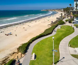 Photo 2 - Pacific View Inn