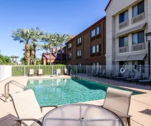 Photo 4 - Red Roof Inn PLUS+ Tempe - Phoenix Airport