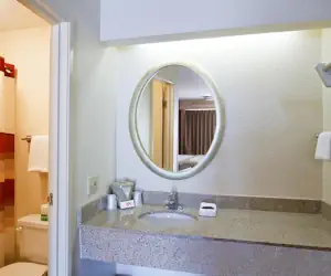 Photo 2 - Red Roof Inn Mystic New London