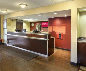 Photo 2 - Red Roof Inn PLUS+ Washington DC - Oxon Hill