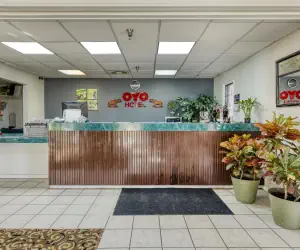 Photo 5 - OYO Hotel Grenada West