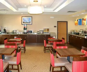 Photo 2 - Comfort Inn & Suites Sikeston I-55