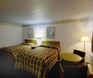 Photo 3 - America's Best Value Inn Litchfield