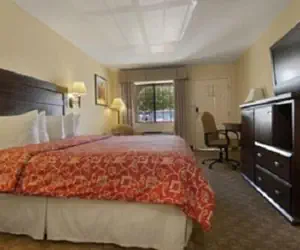 Photo 5 - Days Inn by Wyndham Fort Stockton