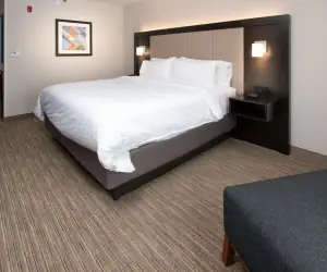 Photo 5 - Holiday Inn Express & Suites Tupelo, an IHG Hotel