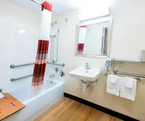 Photo 5 - Red Roof Inn Mystic New London