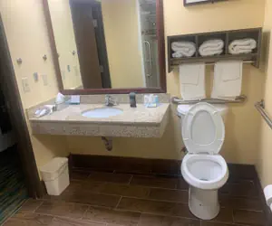 Photo 4 - Quality Inn Winder, GA