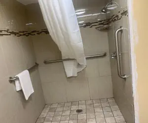 Photo 3 - Quality Inn Winder, GA