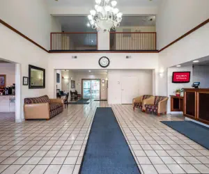 Photo 4 - Red Roof Inn St Robert Ft Leonard Wood