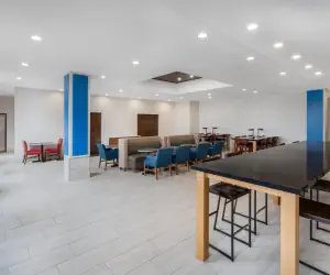 Photo 3 - Holiday Inn Express & Suites Trinidad, an IHG Hotel