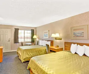 Photo 4 - Days Inn by Wyndham Carson City