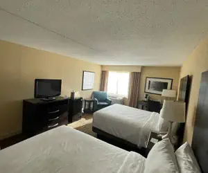 Photo 2 - Holiday Inn Express Philadelphia Penn's Landing, an IHG Hotel