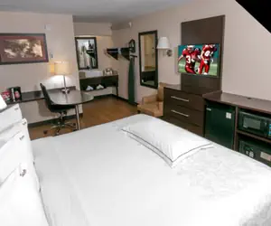 Photo 5 - Red Roof Inn PLUS+ Washington DC - Oxon Hill