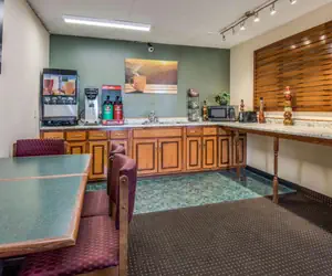 Photo 4 - Rodeway Inn & Suites