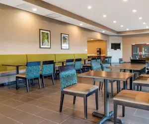 Photo 2 - Comfort Suites Camp Hill-Harrisburg West