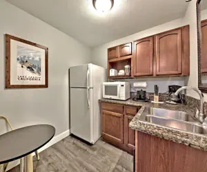 Photo 5 - Heavenly Inn Lake Tahoe