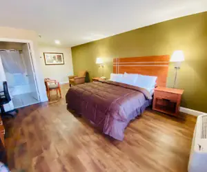 Photo 5 - Rodeway Inn