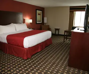 Photo 2 - Holiday Inn New London, an IHG Hotel