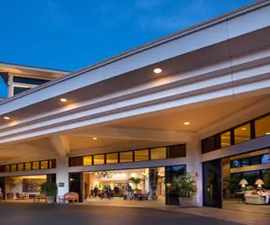 Photo 5 - Maui Coast Hotel