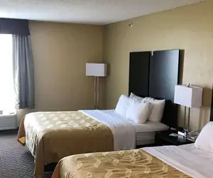 Photo 4 - Quality Inn & Suites Mendota near I-39