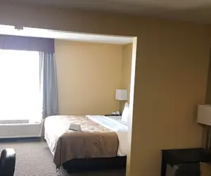 Photo 3 - Quality Inn & Suites Mendota near I-39