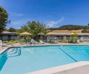 Photo 4 - Days Inn by Wyndham Novato/San Francisco