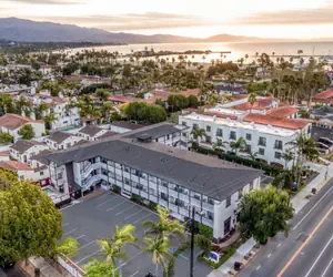 Photo 4 - Avania Inn of Santa Barbara
