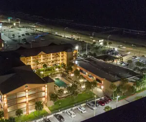 Photo 3 - Beachfront Palms Hotel Galveston