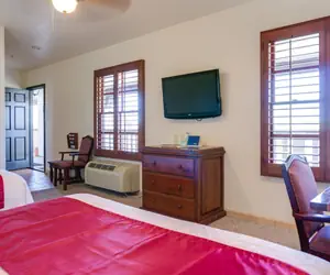 Photo 3 - Best Western Plus Hacienda Hotel Old Town