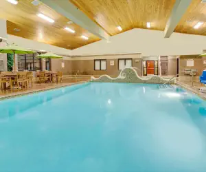 Photo 2 - Days Inn by Wyndham Cheyenne