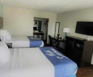 Photo 3 - Days Inn by Wyndham Goldsboro