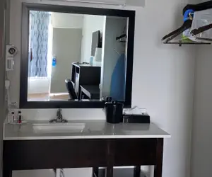 Photo 5 - Days Inn by Wyndham Goldsboro