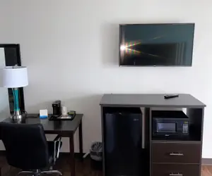 Photo 4 - Days Inn by Wyndham Goldsboro