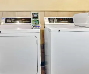 Photo 4 - Days Inn by Wyndham Louisville Airport Fair and Expo Center