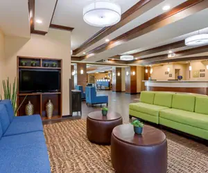Photo 5 - Comfort Suites Little Rock West