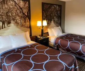 Photo 2 - Super 8 by Wyndham Elberton