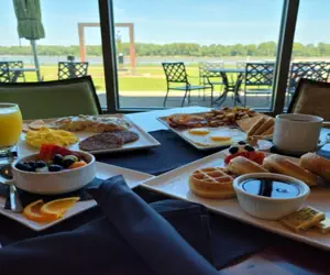 Photo 3 - Holiday Inn Owensboro Riverfront, an IHG Hotel