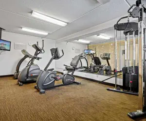 Photo 4 - La Quinta Inn by Wyndham Costa Mesa Orange County