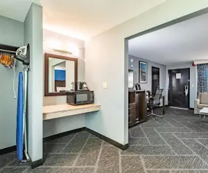 Photo 3 - Best Western Rochester Hotel Mayo Clinic Area/ St. Mary's