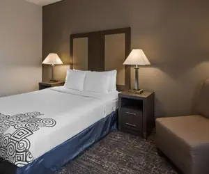 Photo 4 - Baymont by Wyndham Moses Lake